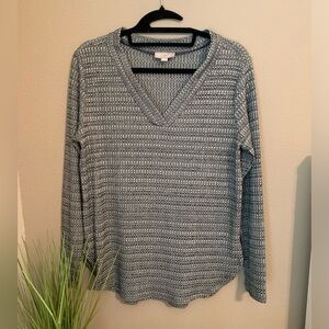 NWOT LOFT gray long sleeve blouse. V-Neck size M.